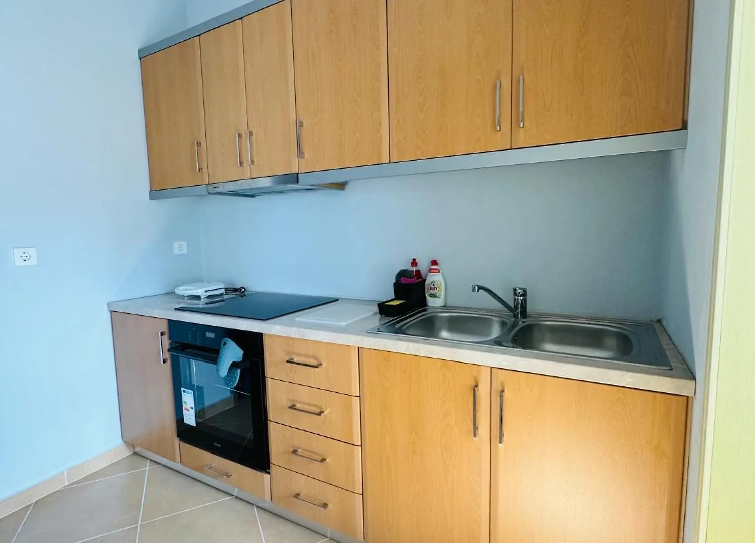Valeon Apartment Sarande Albania